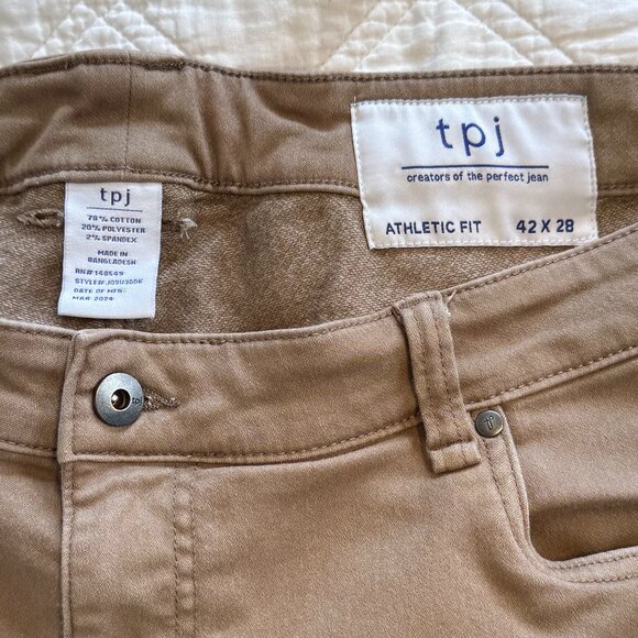 TPJ Men's 42x28 Athletic Fit TAN Jeans/Pants - Picture 4 of 9